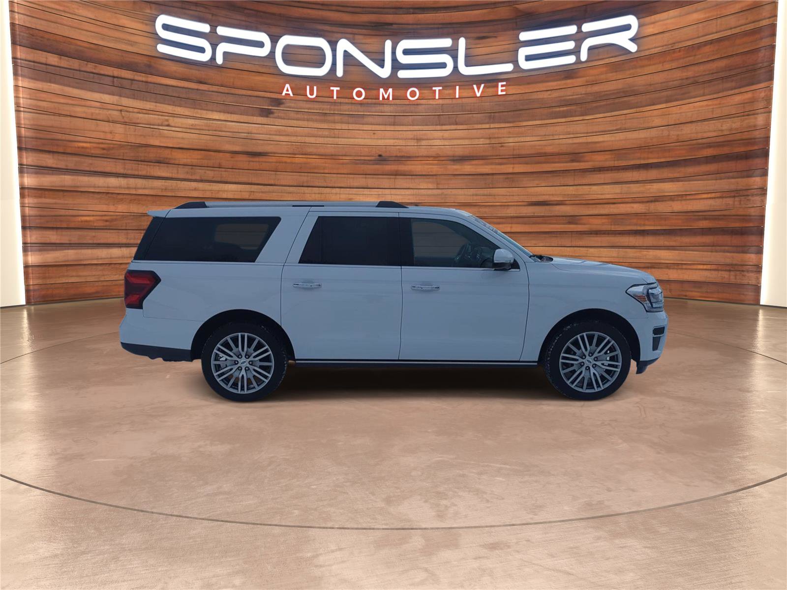 Used 2022 Ford Expedition Max Limited image 8