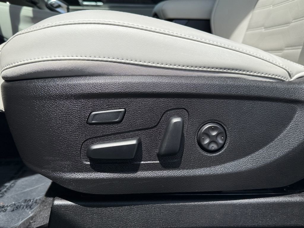 Certified 2024 Kia Telluride SX Prestige image 12