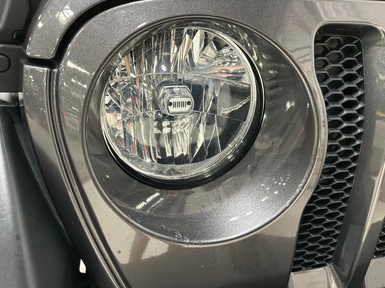 Used 2020 Jeep Wrangler Unlimited Sport S AWD/4WD image 25