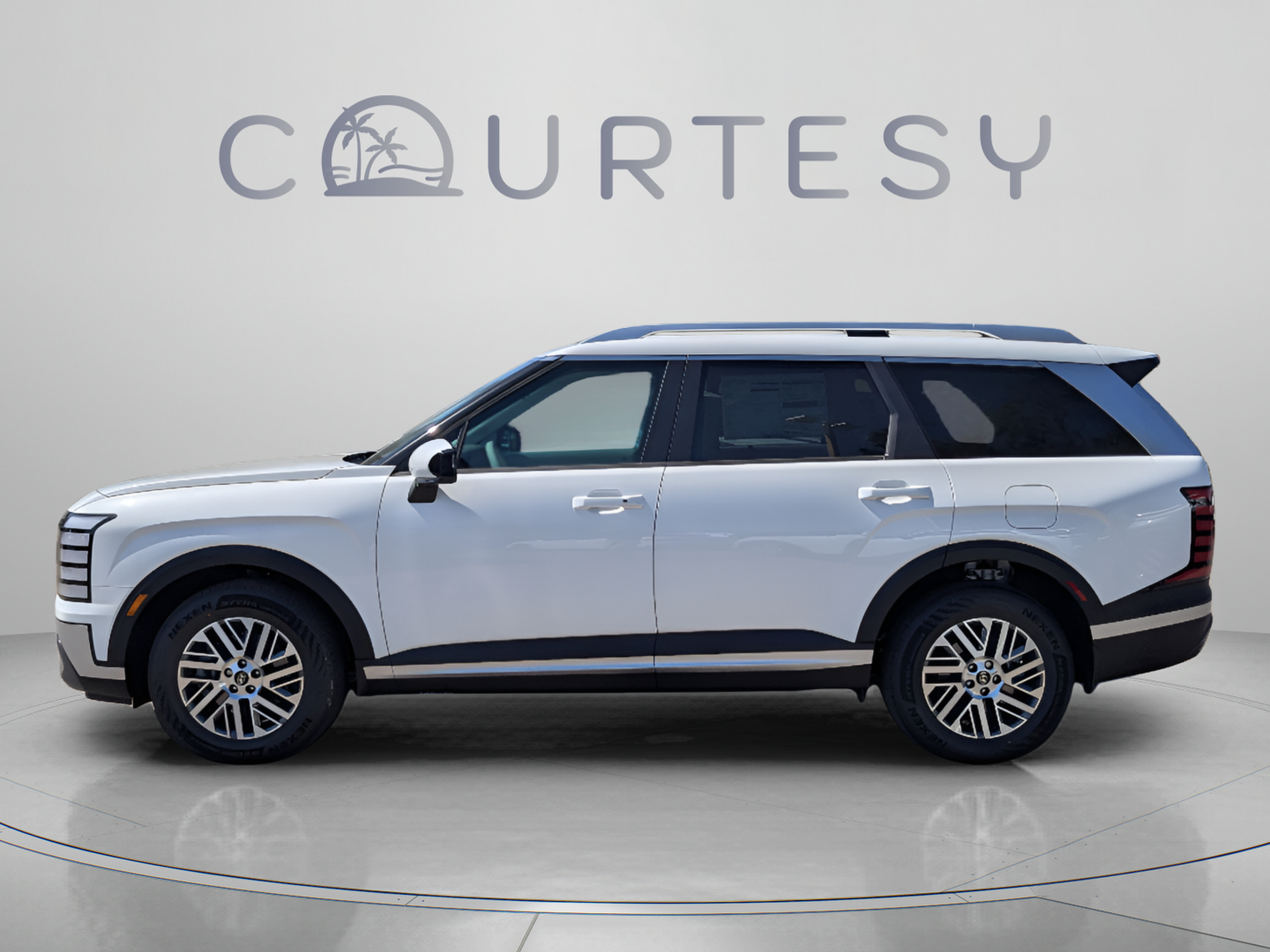 New 2026 Hyundai Palisade SEL FWD image 2