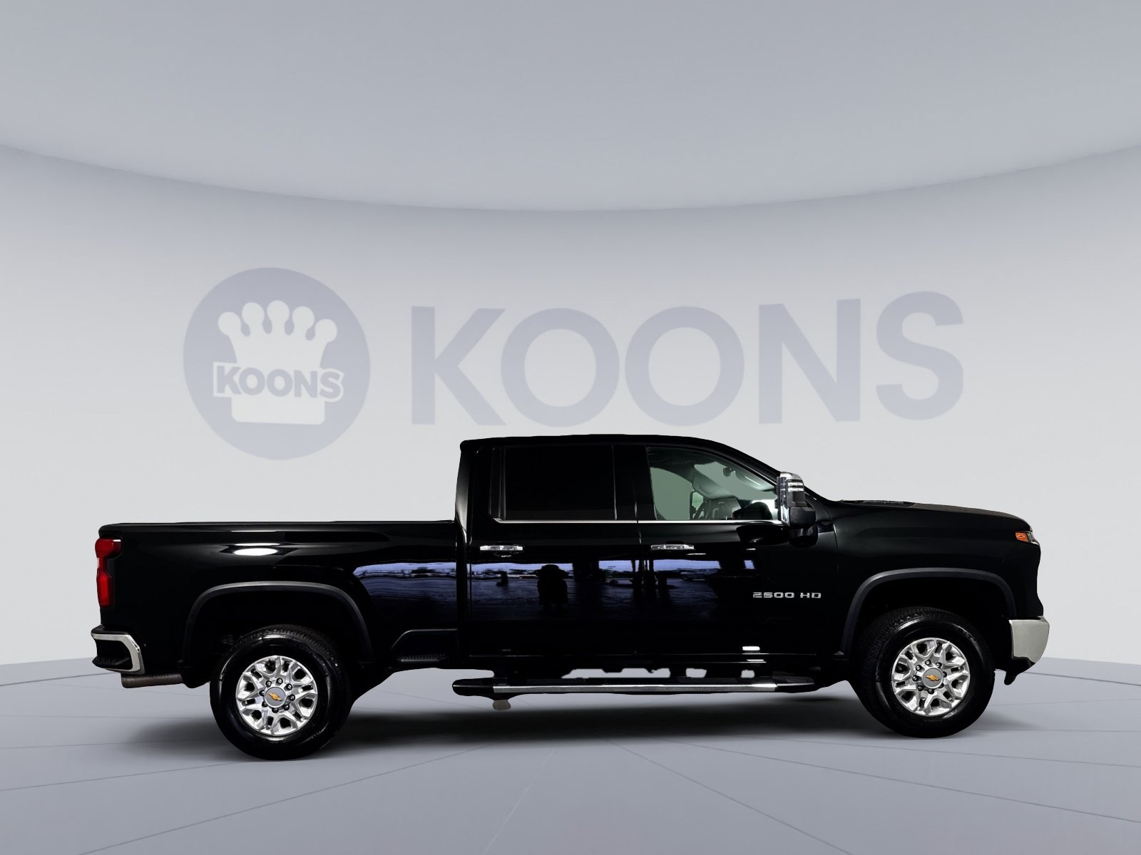 Used 2024 Chevrolet Silverado 2500 LTZ w/ LTZ Convenience Package AWD/4WD image 8