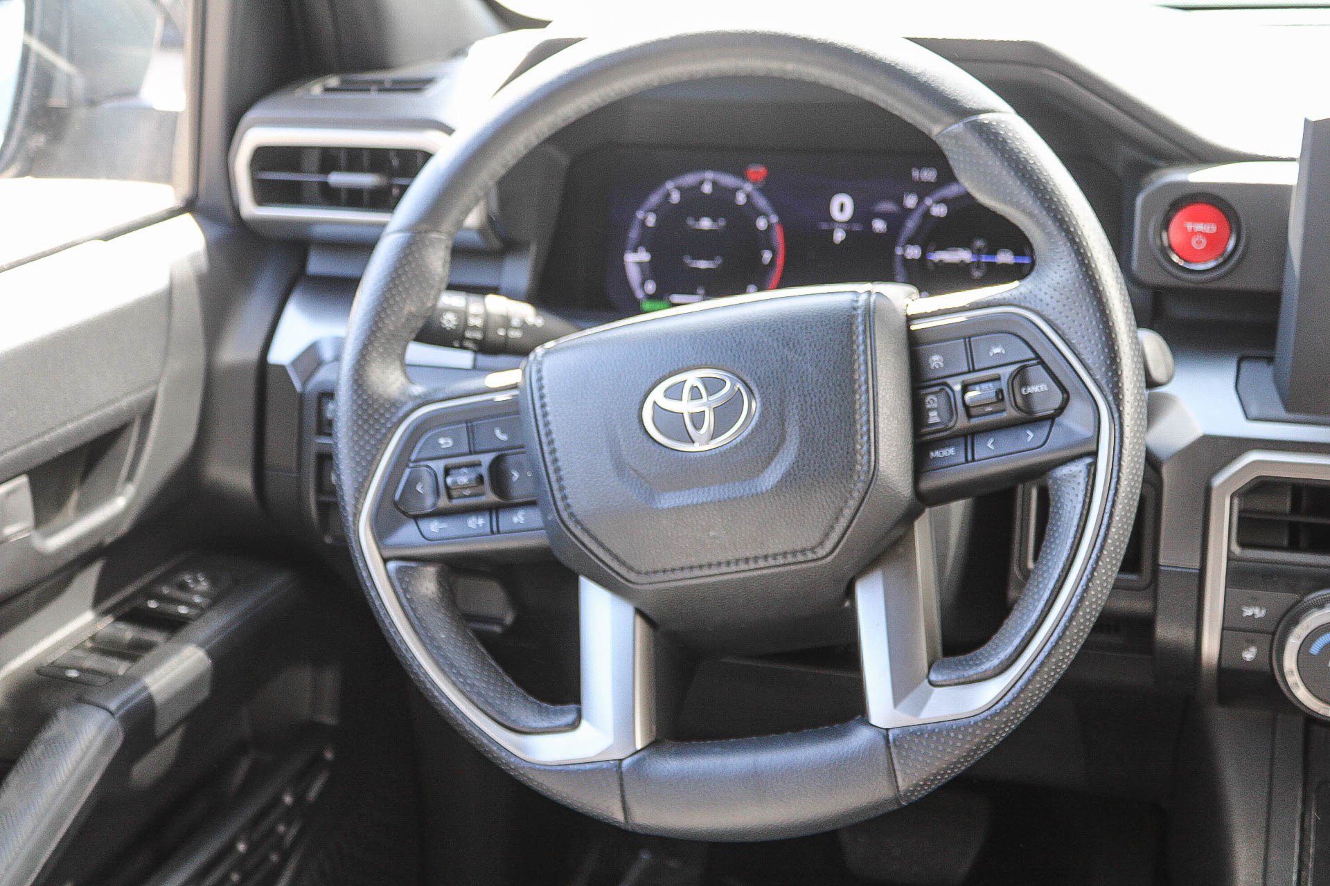 Certified 2026 Toyota 4Runner TRD Off-Road AWD/4WD image 17