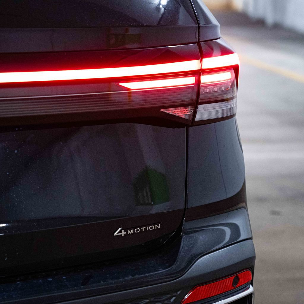 New 2026 Volkswagen Taos SE AWD/4WD image 5