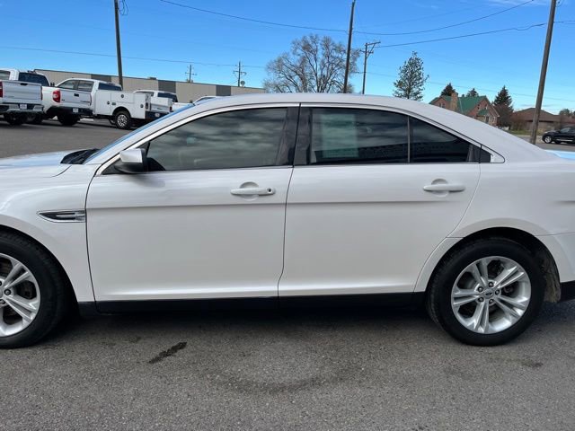 Used 2019 Ford Taurus SEL w/ Equipment Group 201A FWD image 6