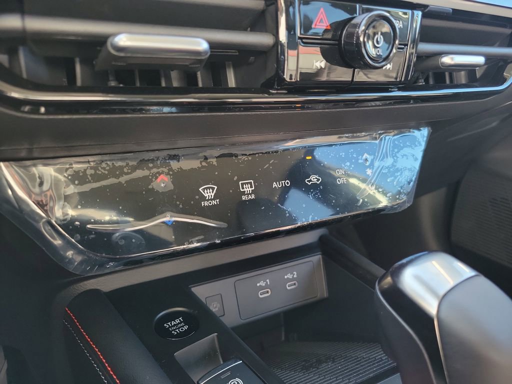 New 2025 Nissan Kicks SR w/ Illumination Package image 31