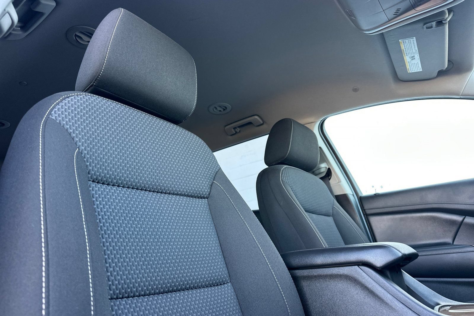 Certified 2021 GMC Acadia SLE w/ LPO, Cargo Package FWD image 22
