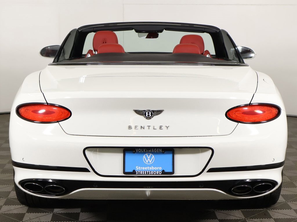 Used 2023 Bentley Continental GT Azure image 23