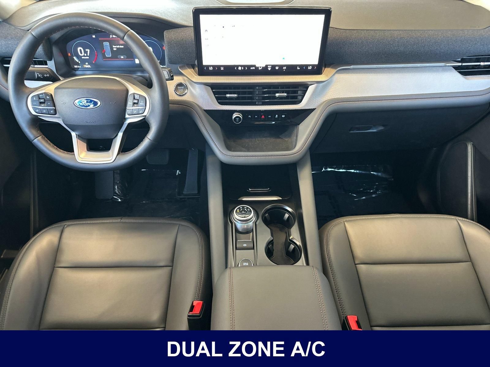 Used 2025 Ford Explorer Active w/ Active Comfort Package RWD image 18