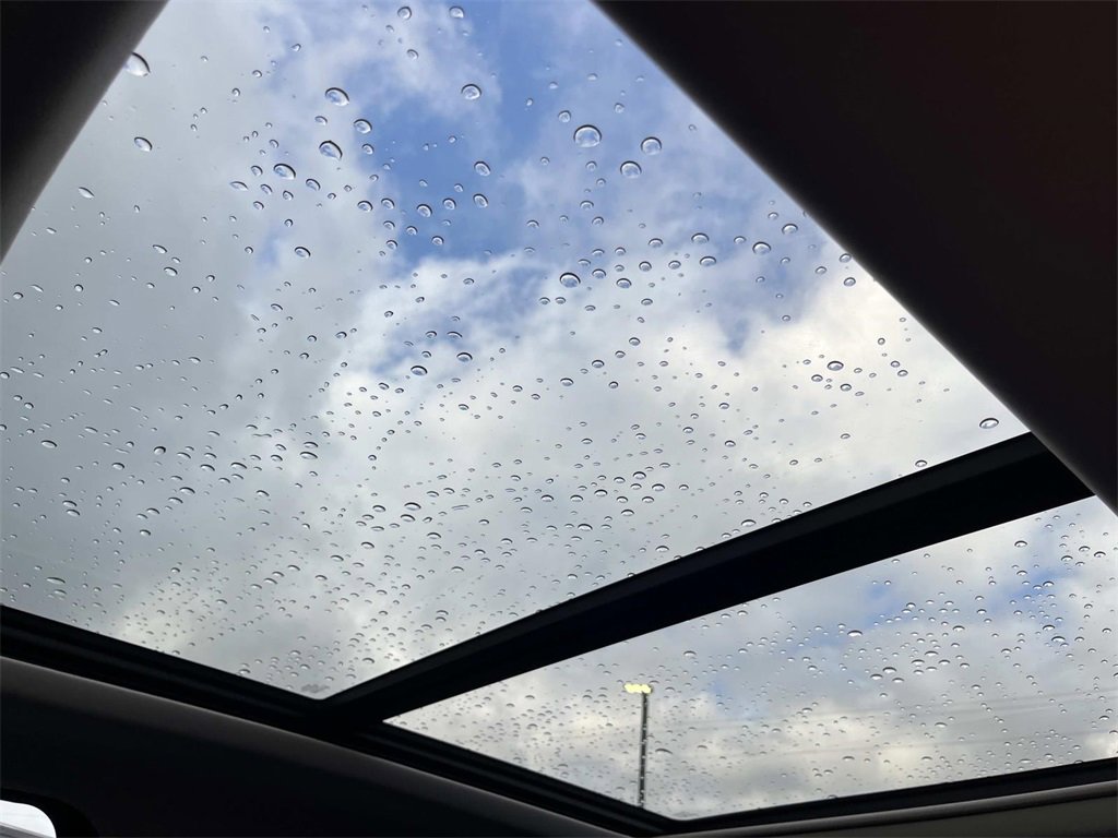 Used 2024 Toyota Tundra Limited w/ TRD Off-Road Package image 27