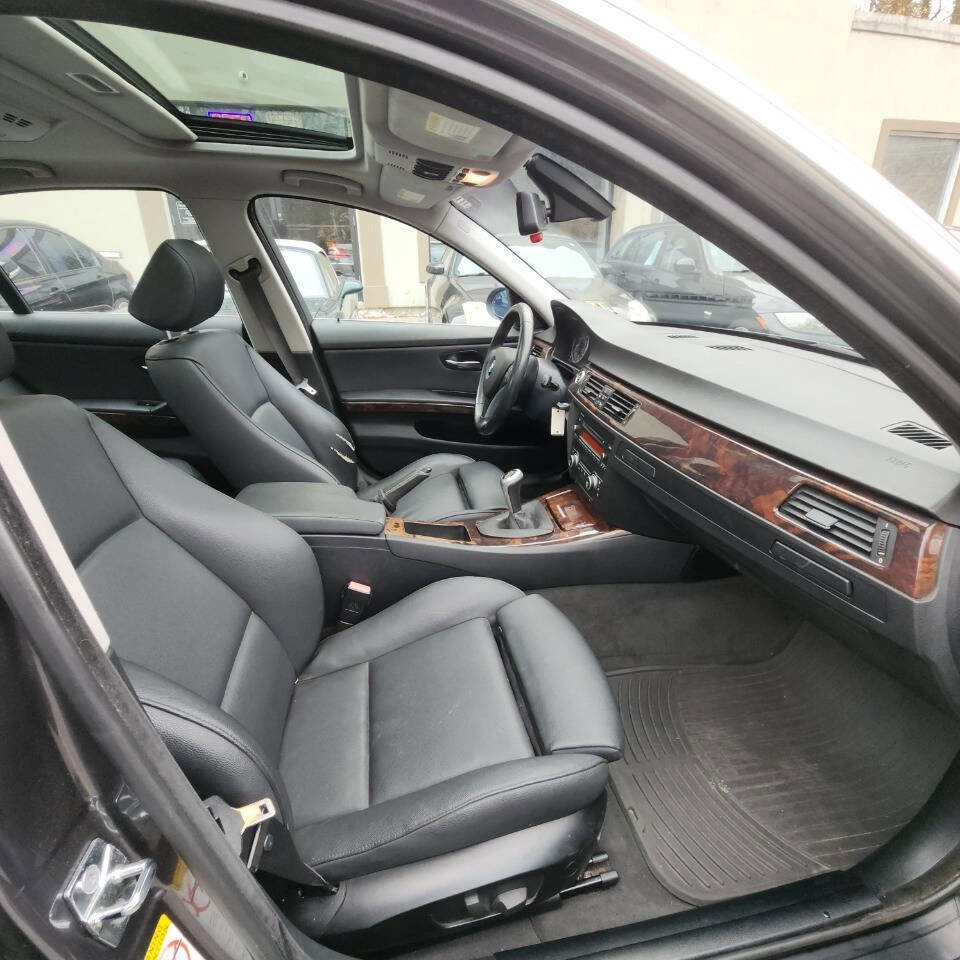 Used 2008 BMW 335i Sedan image 10