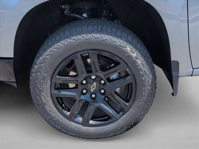 Used 2025 Chevrolet Silverado 1500 Custom Trail Boss w/ Turbomax Blackout Package AWD/4WD image 29