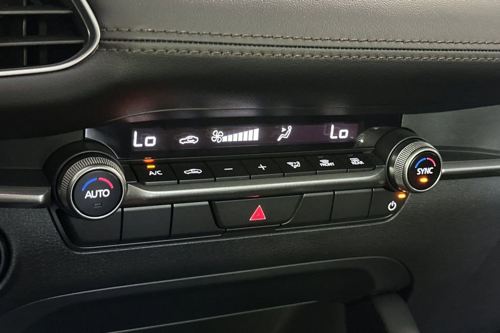 Used 2025 MAZDA MAZDA3 s FWD image 21