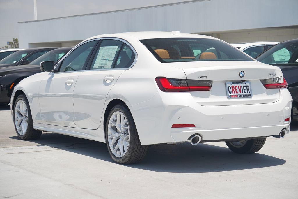 Used 2025 BMW 330i xDrive Sedan AWD/4WD image 7