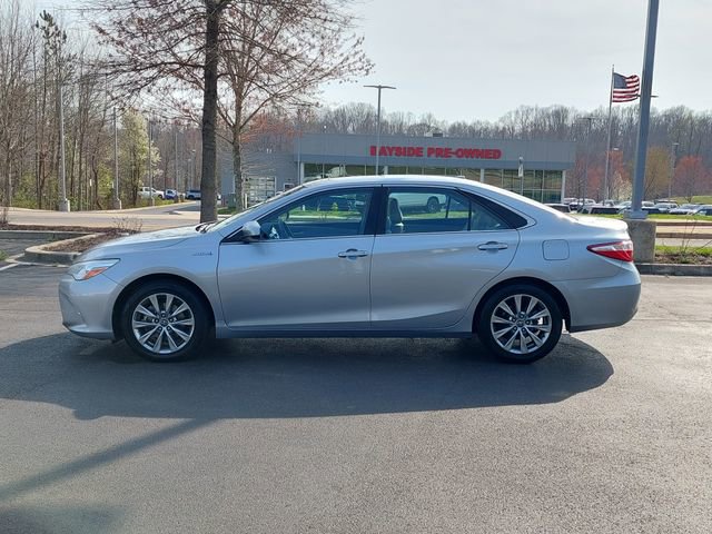 Used 2017 Toyota Camry XLE w/ Moonroof Package image 14