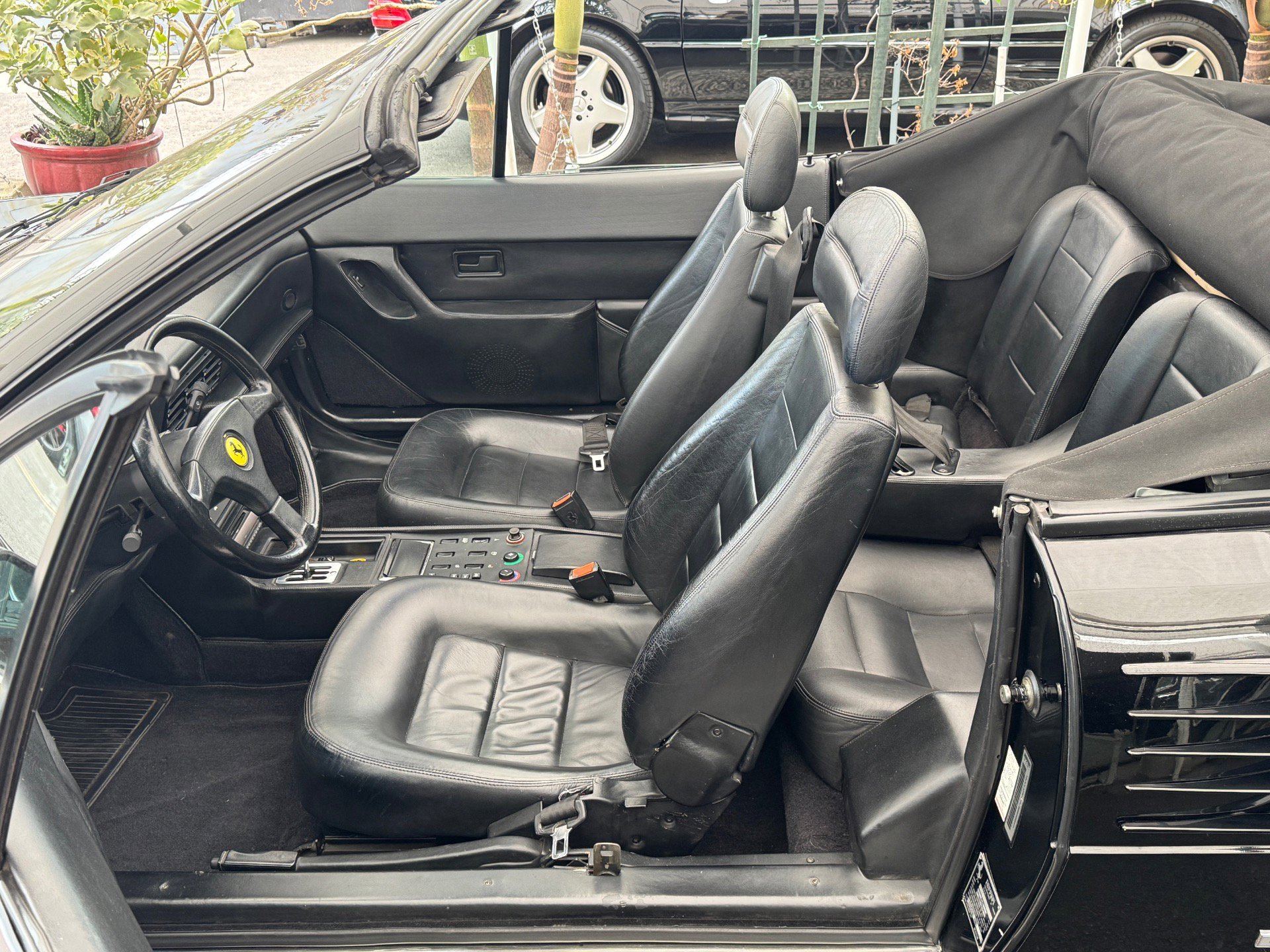 Used 1990 Ferrari Mondial T Cabriolet RWD image 14