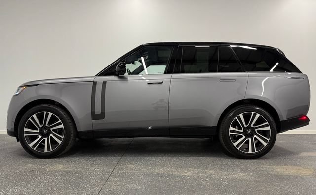 Used 2023 Land Rover Range Rover SE AWD/4WD image 9