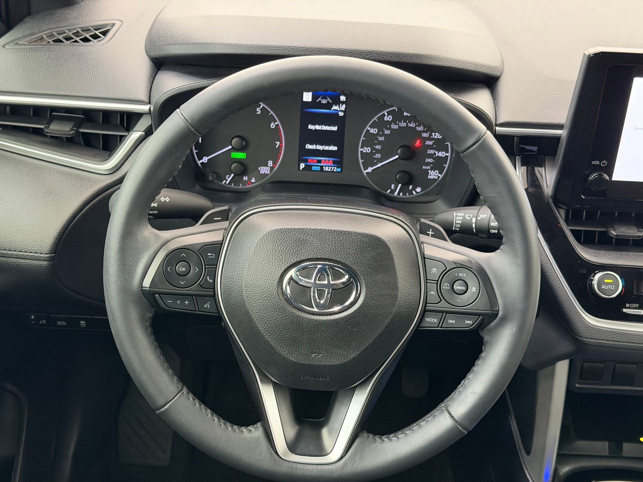 Used 2024 Toyota Corolla Cross SE w/ Moonroof Package image 8