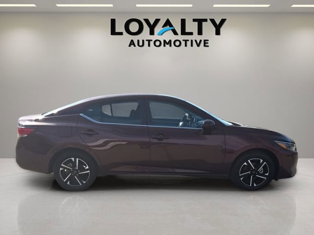 Used 2025 Nissan Sentra SV image 6