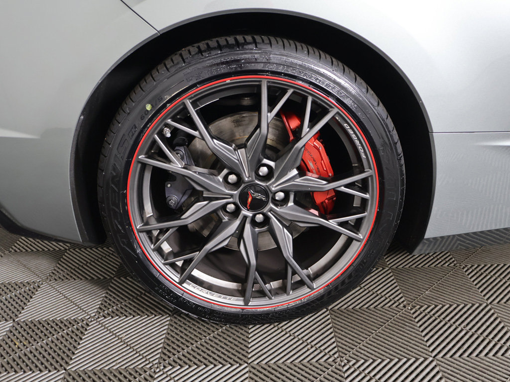 Used 2024 Chevrolet Corvette Stingray Preferred Cpe w/ Z51 Performance Package RWD image 26