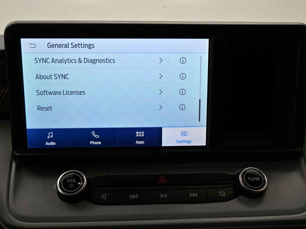 Used 2022 Ford Maverick Lariat w/ Lariat Luxury Package image 22