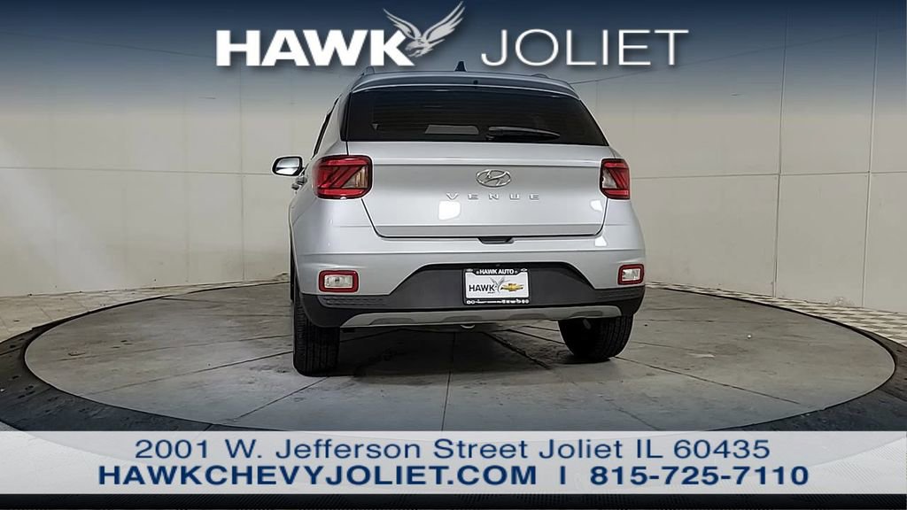 Used 2022 Hyundai Venue SEL w/ Cargo Package image 6