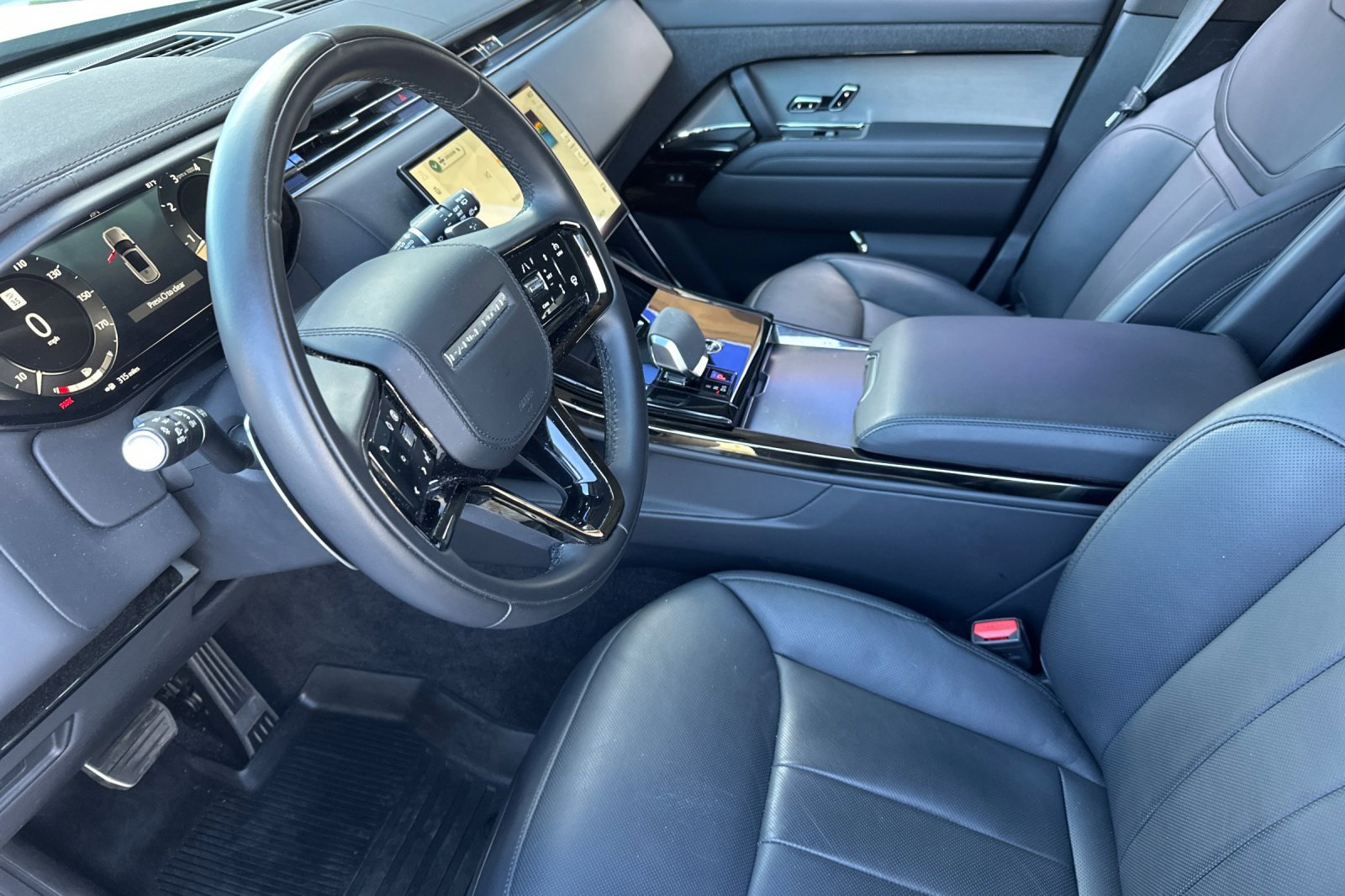 Certified 2024 Land Rover Range Rover Sport Dynamic SE image 7