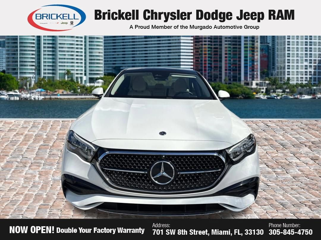 Used 2024 Mercedes-Benz E 350 4MATIC Sedan image 2