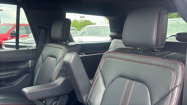 Used 2022 Ford Expedition Limited AWD/4WD image 25