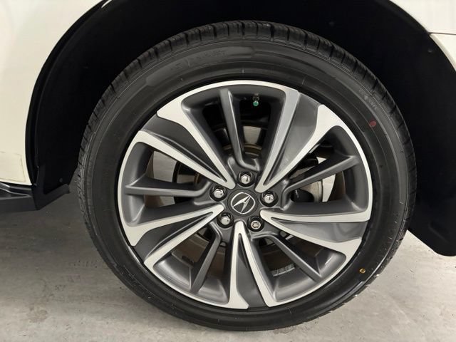 Certified 2019 Acura MDX w/ Technology Package FWD image 8
