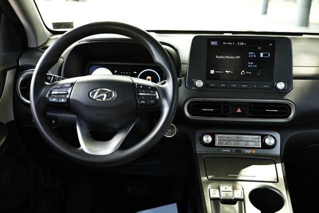 Used 2023 Hyundai Kona SE w/ Cargo Package FWD image 25
