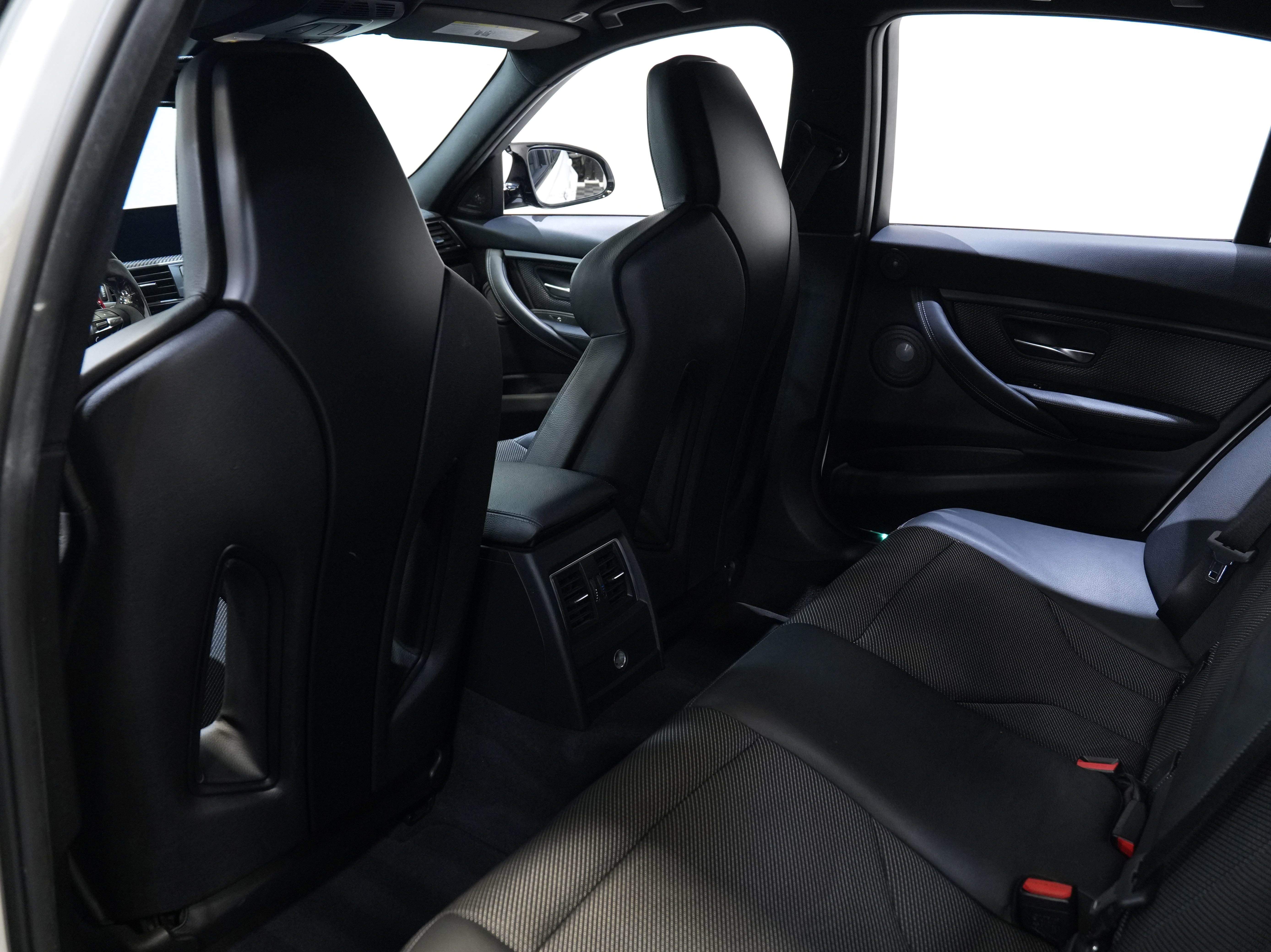 Used 2017 BMW M3 image 37