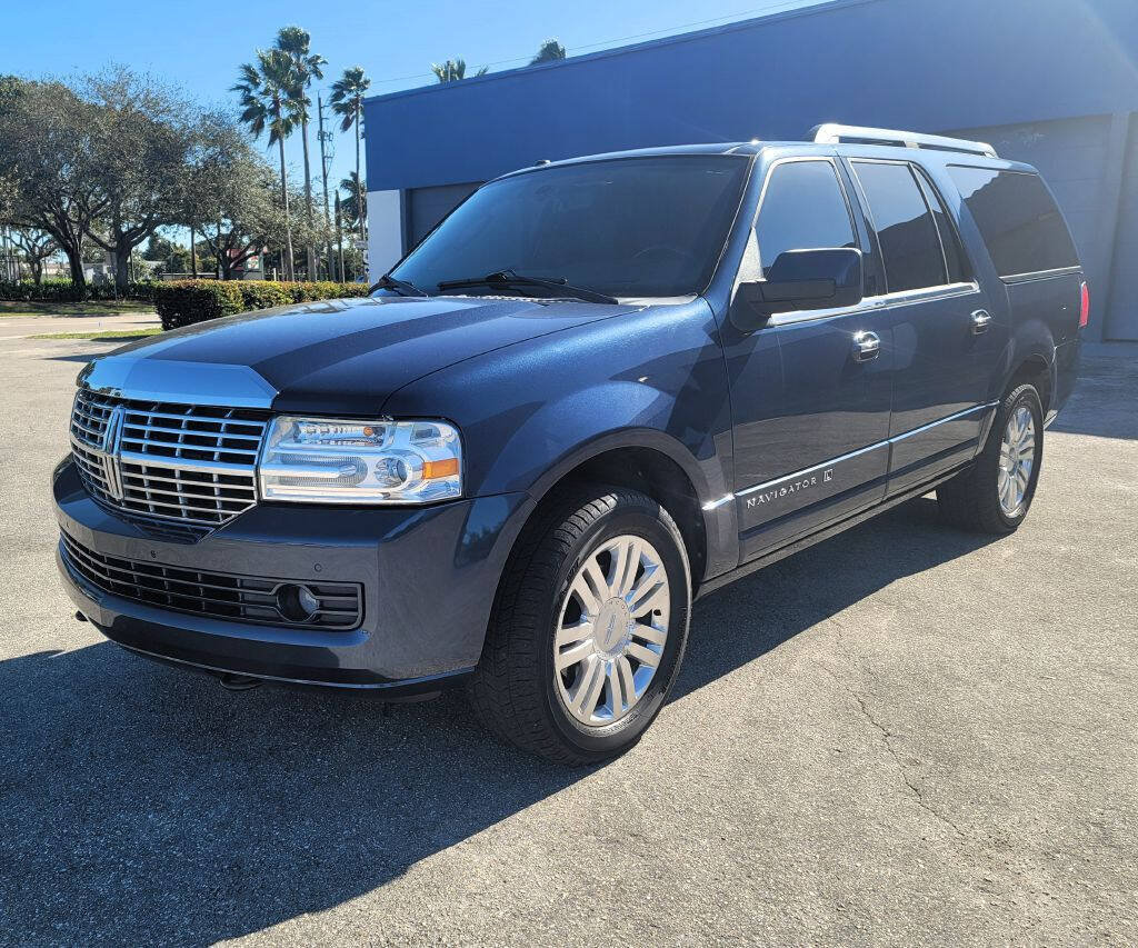 Used 2014 Lincoln Navigator L for Sale - Kelley Blue Book
