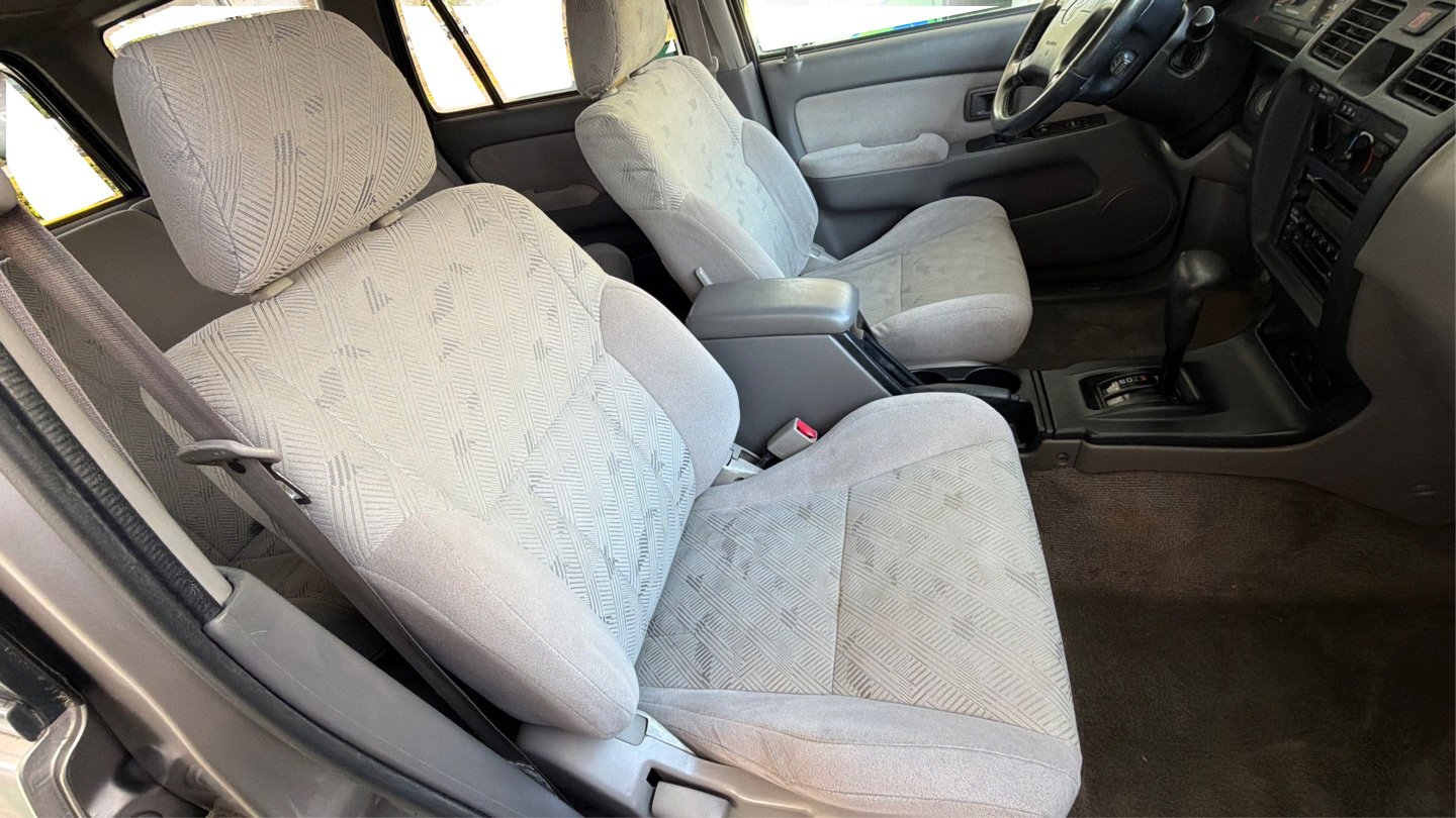 Used 2002 Toyota 4Runner SR5 image 13