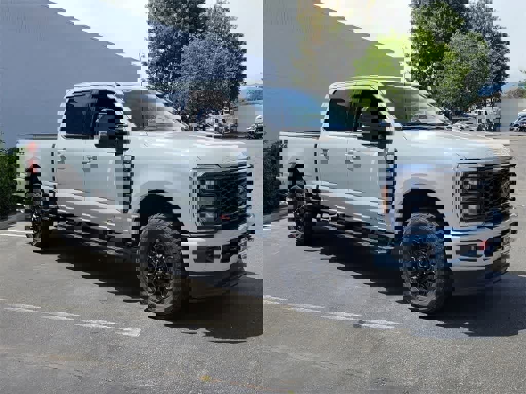 New 2025 Ford F350 Lariat w/ Lariat Ultimate Package image 8