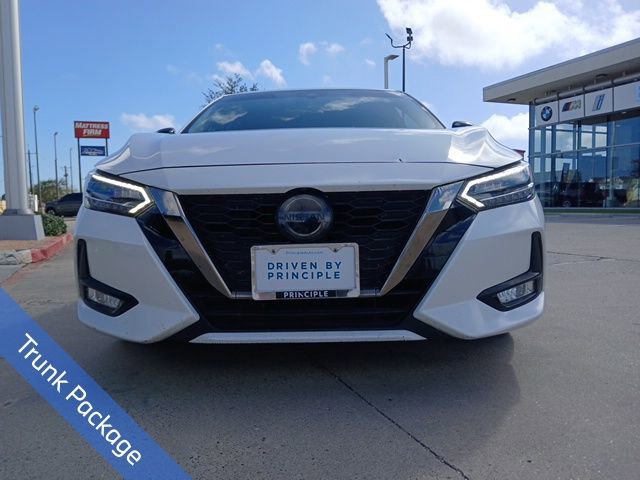 Used 2022 Nissan Sentra SR w/ Lighting Package image 2