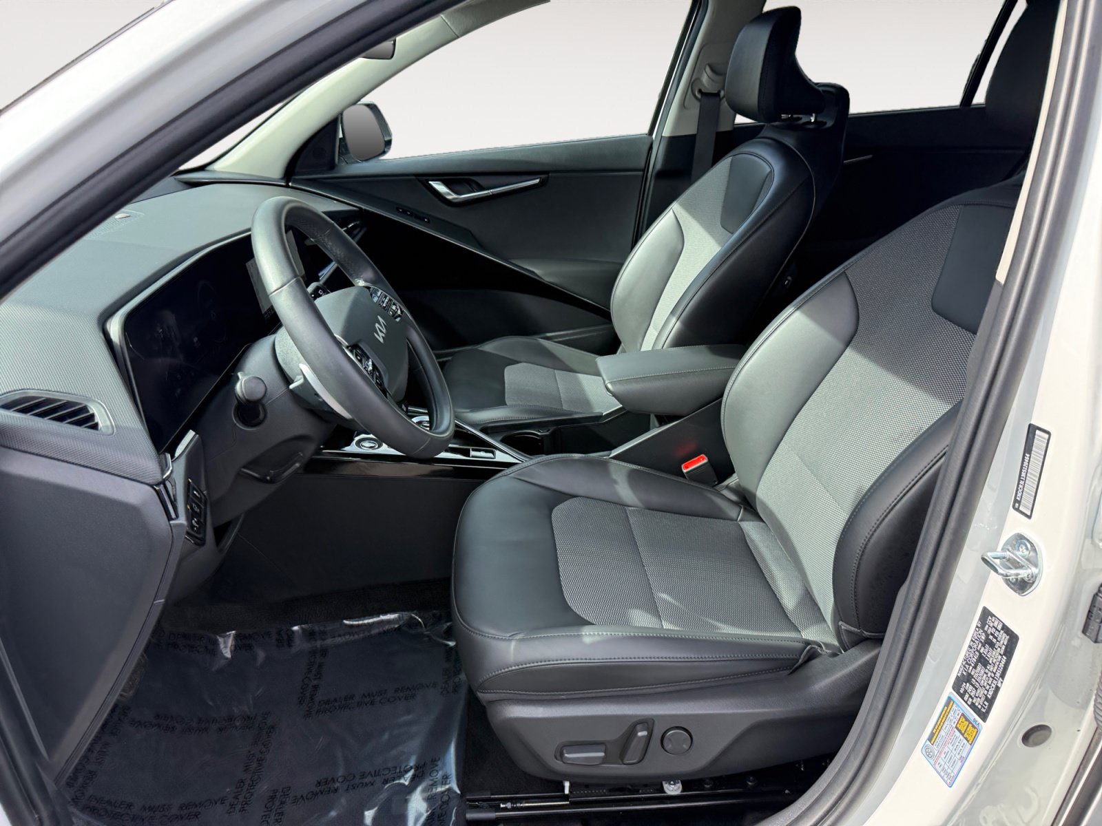 Used 2024 Kia Niro Wind FWD image 10