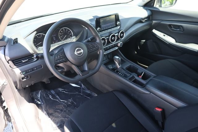 Used 2025 Nissan Sentra S FWD image 9