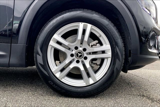 Certified 2022 Mercedes-Benz GLB 250 4MATIC image 9