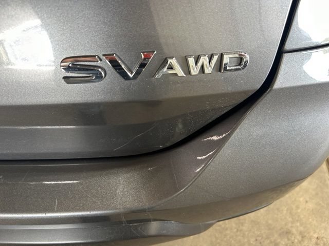 Used 2018 Nissan Rogue SV AWD/4WD image 33