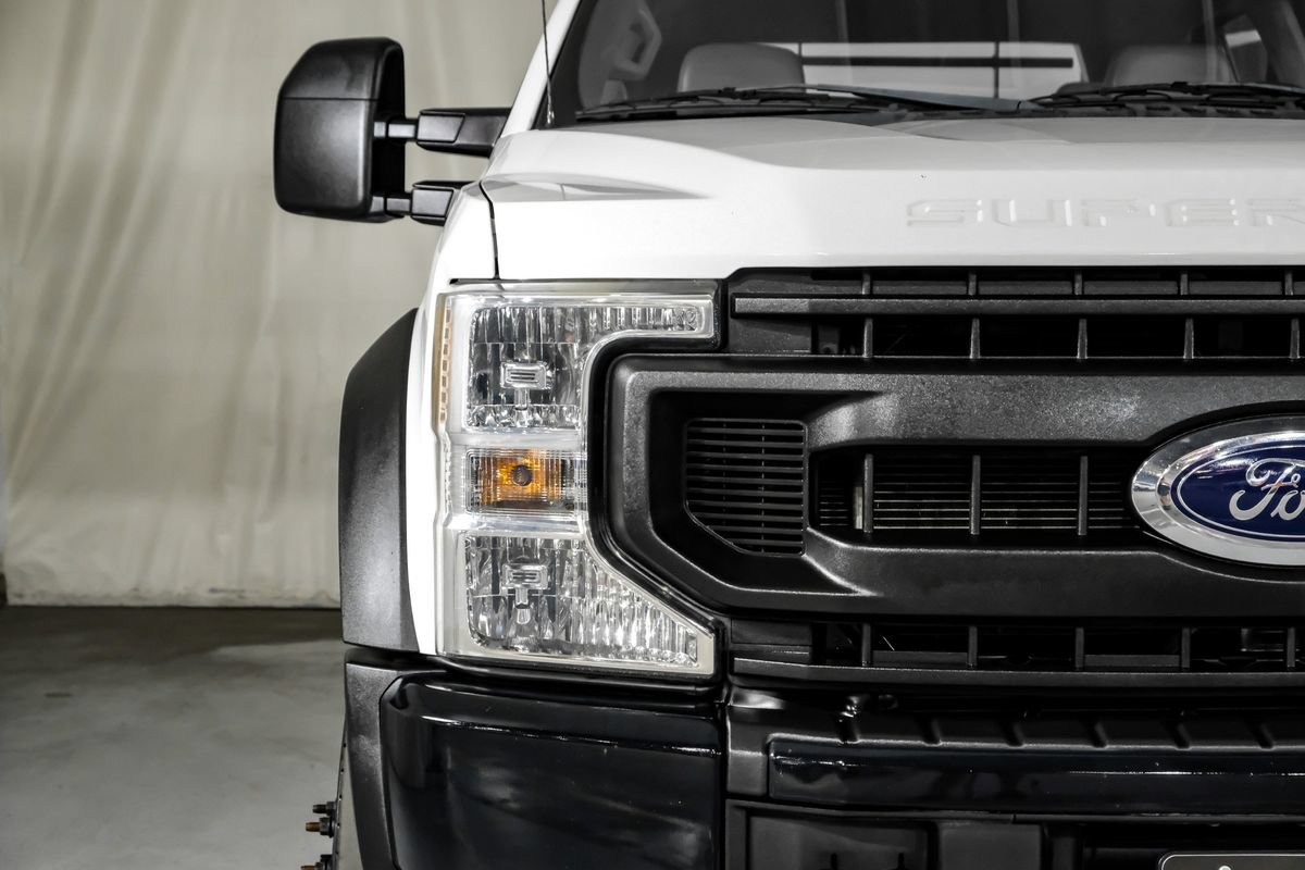 Used 2021 Ford F550 4x4 Crew Cab Super Duty w/ Power Equipment Group image 37