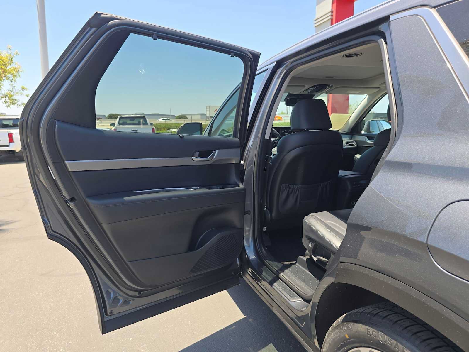 Used 2020 Hyundai Palisade SEL FWD image 17