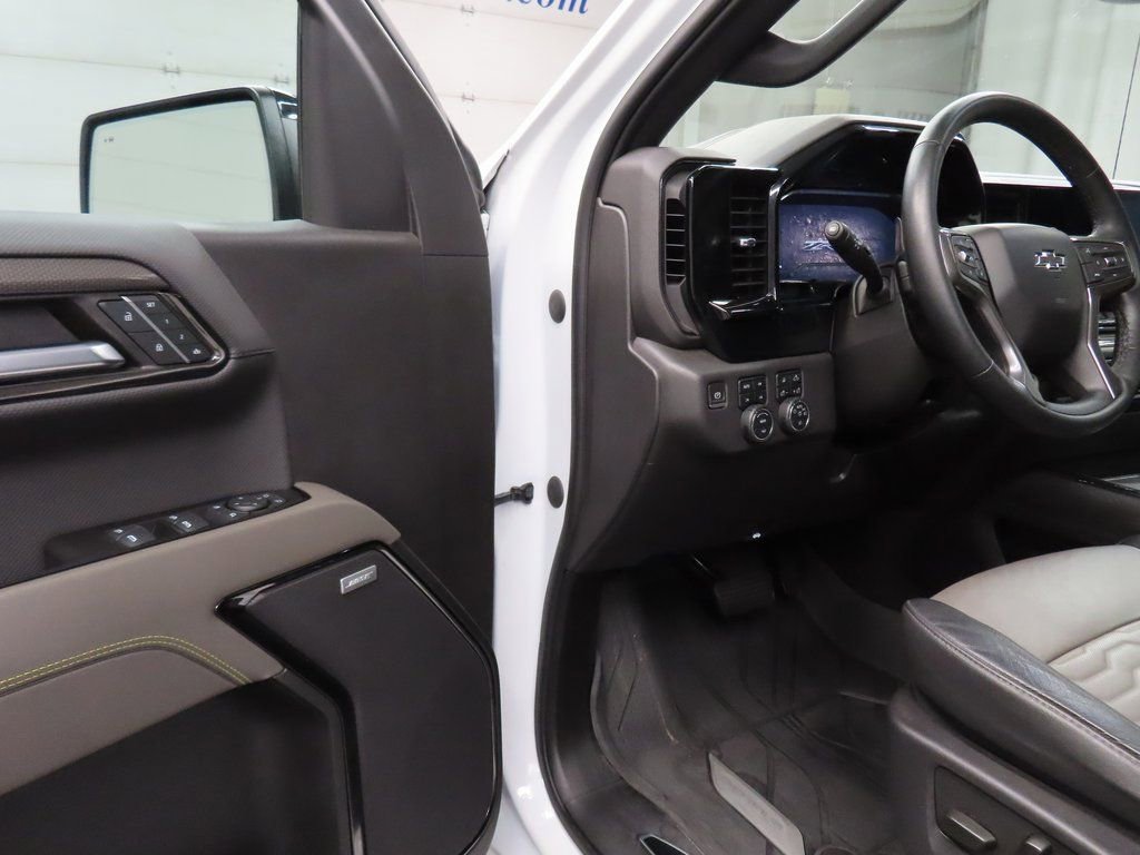 Used 2023 Chevrolet Silverado 1500 ZR2 image 56