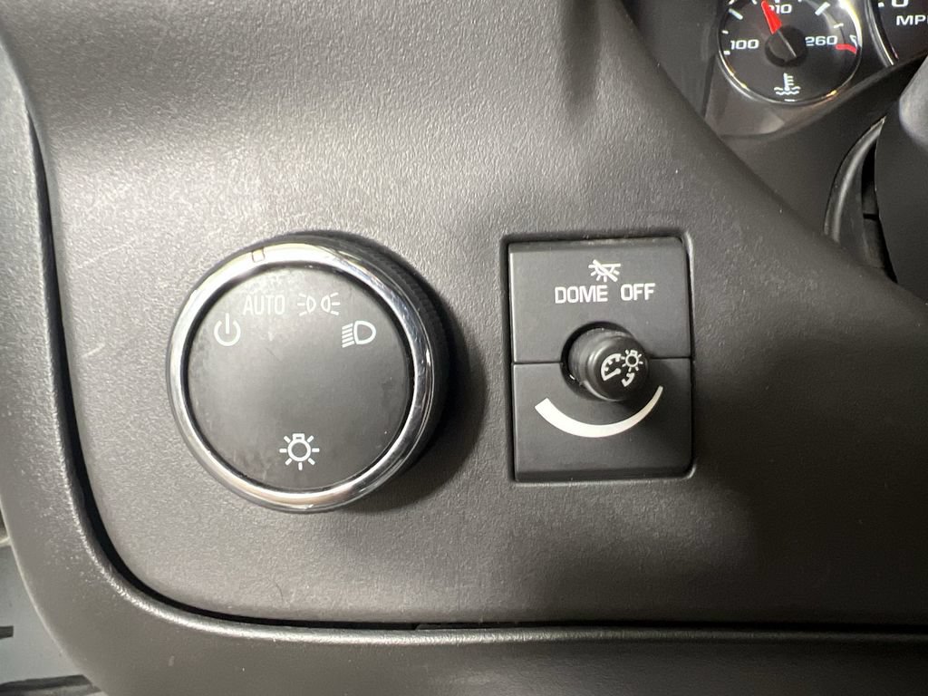Used 2019 Chevrolet Express 2500 RWD image 16