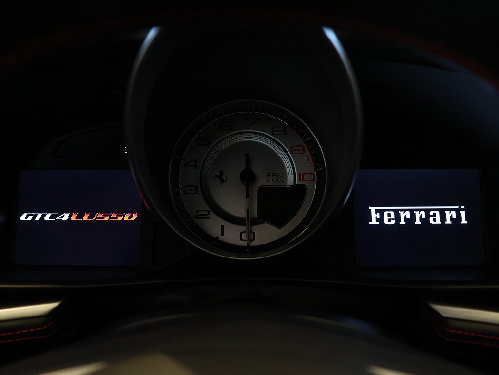 Certified 2018 Ferrari GTC4Lusso image 93