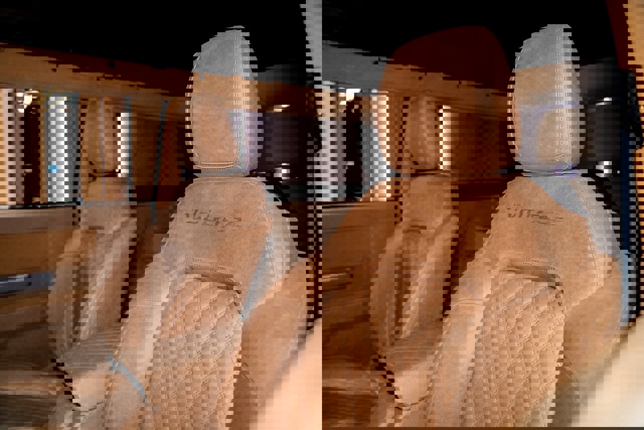 Used 2024 Ford Bronco Black Diamond image 6