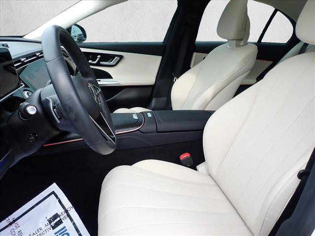 Used 2025 Mercedes-Benz E 350 4MATIC Sedan image 10