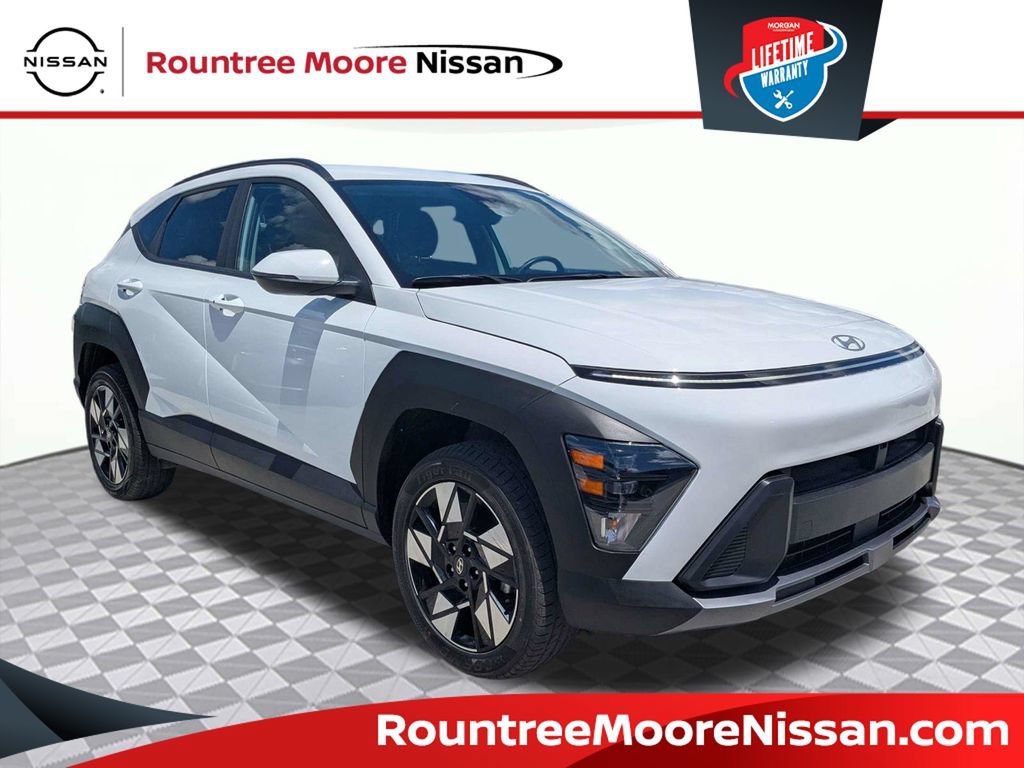 Used 2025 Hyundai Kona SEL AWD/4WD image 1