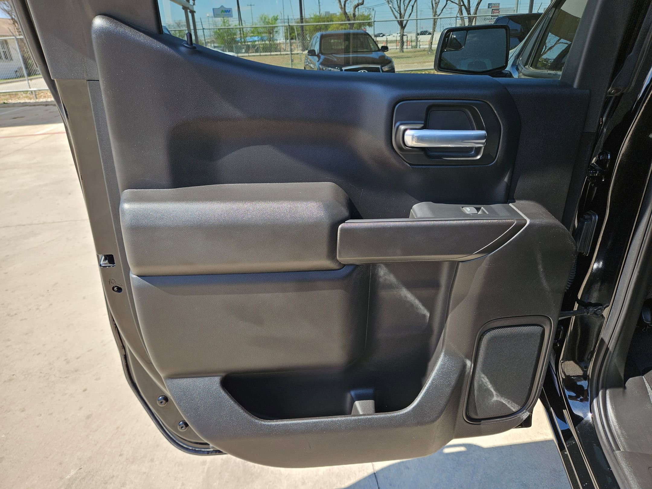 Certified 2022 Chevrolet Silverado 1500 Custom image 15