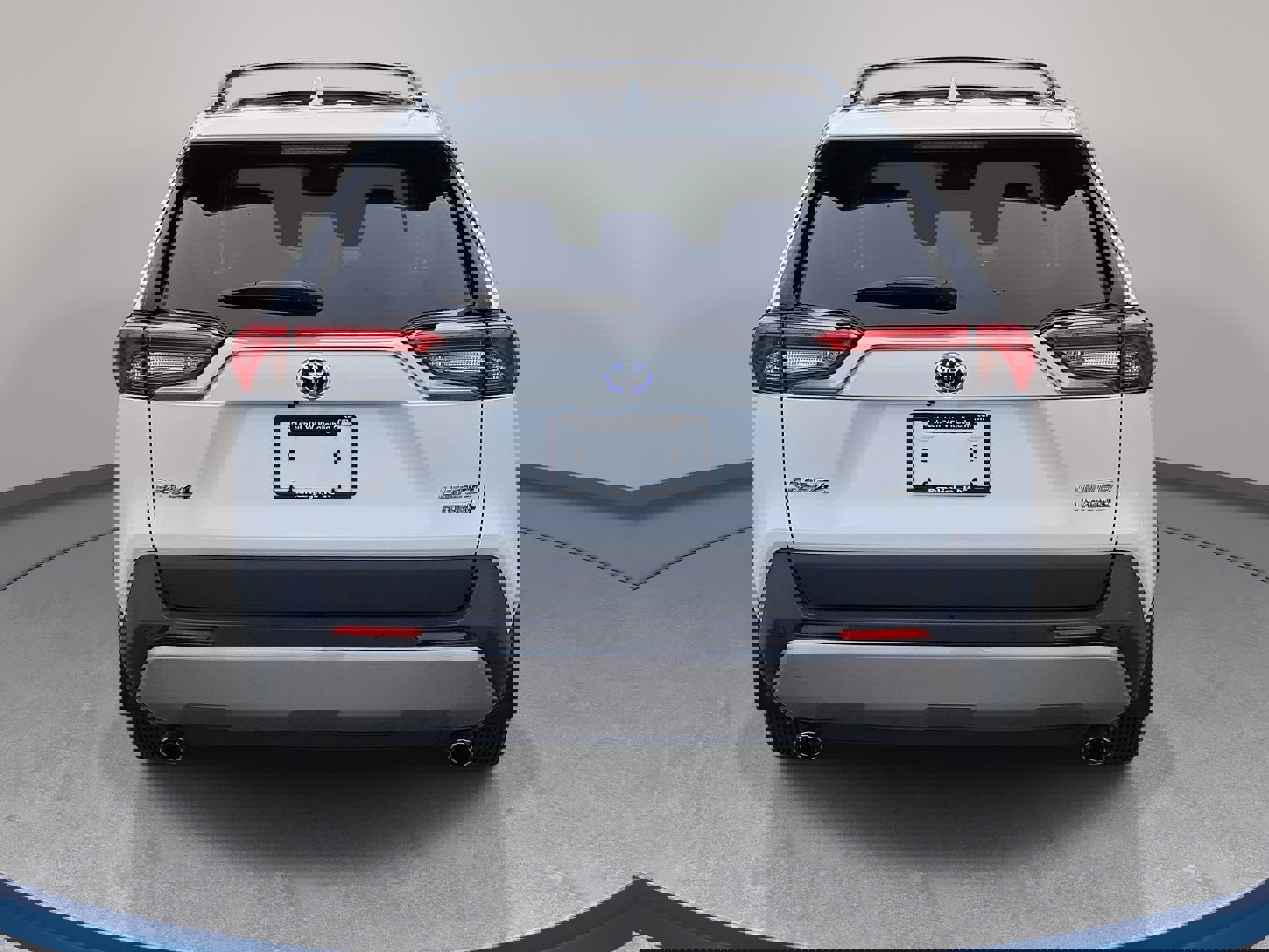 Used 2023 Toyota RAV4 Limited AWD/4WD image 6