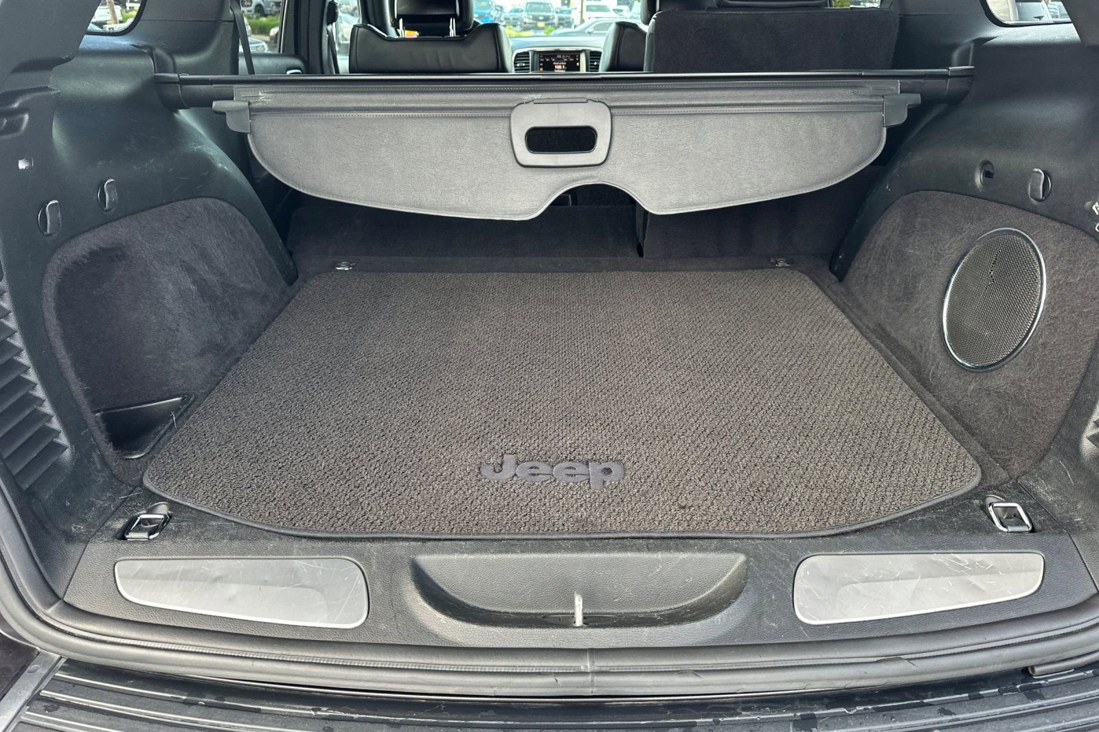 Used 2015 Jeep Grand Cherokee Summit w/ Platinum Series Group image 18